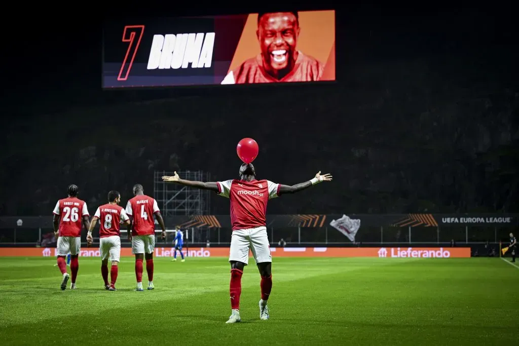 Bruma a comemorar um golo na Europa League desta época. Foto: Octavio Passos/Getty Images.