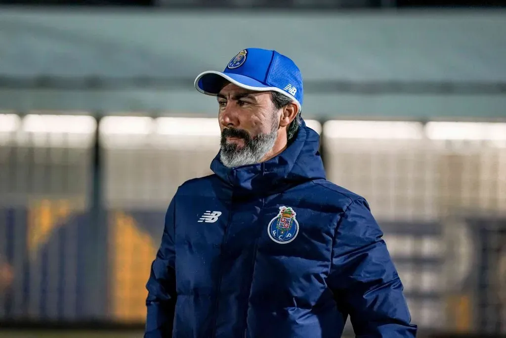 José Tavares fez a antevisão do jogo, em conferência de imprensa. Foto: Site oficial do FC Porto.