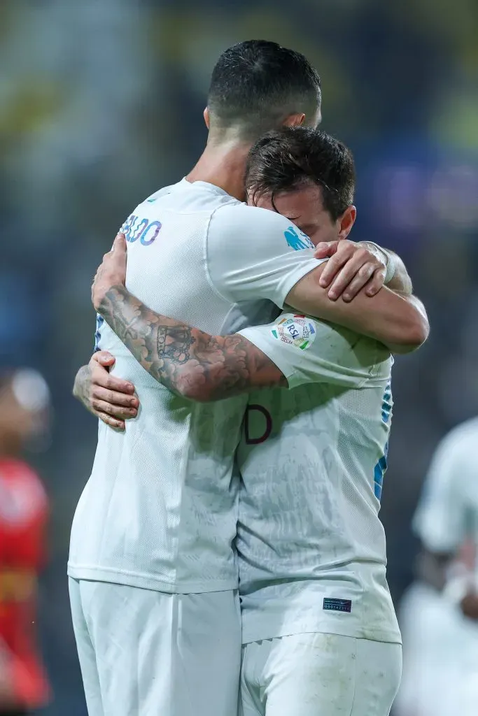 Otávio e Cristiano a celebrarem juntos. Foto: Yasser Bakhsh/Getty Images.