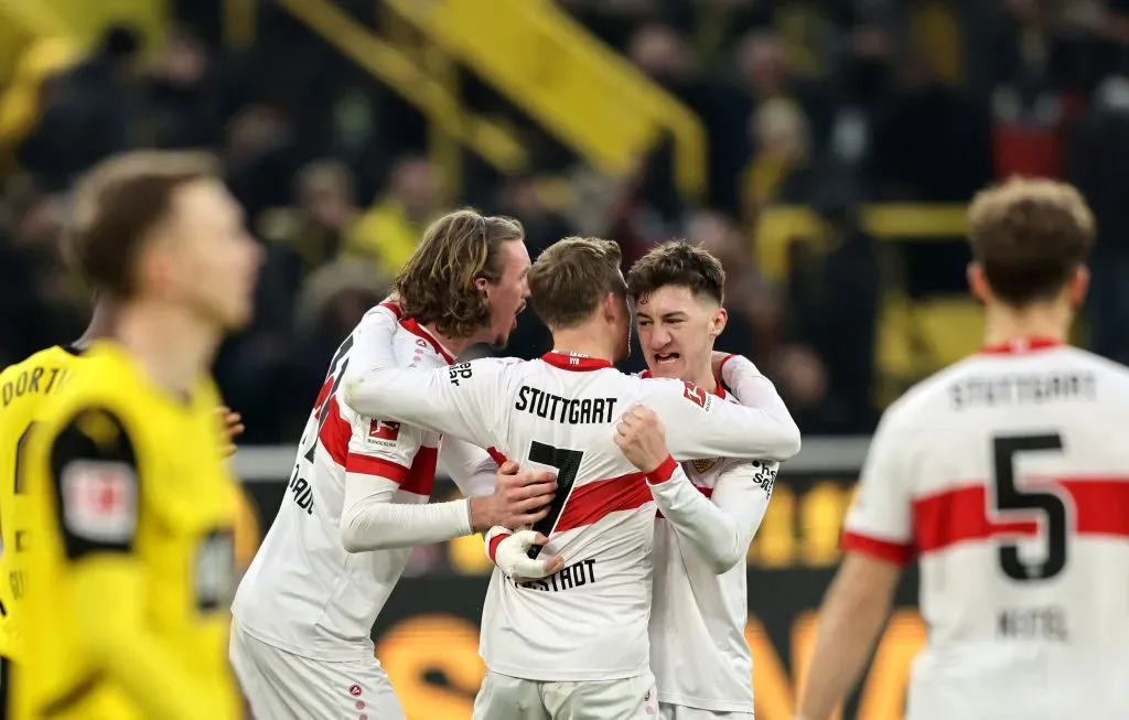 Estugarda festeja vitória contra o Borussia Dortmund. Foto: Getty Images