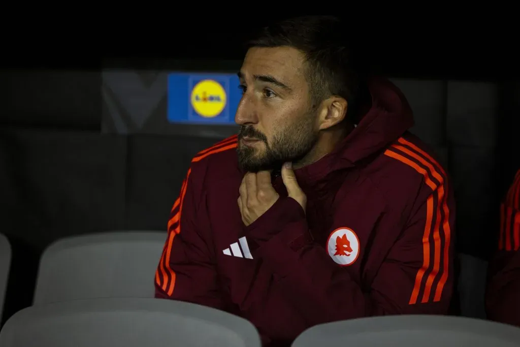 Bryan Cristante foi expulso por acumulação de cartões amarelos. Foto: Michael Campanella/Getty Images.