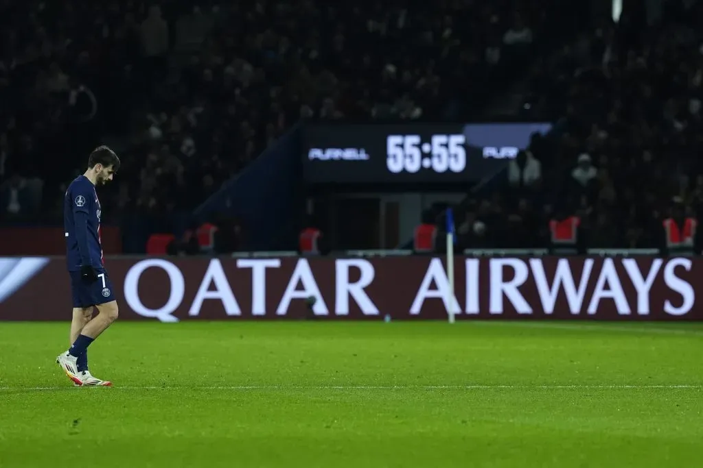 Khvicha Kvaratskhelia, jogador do PSG. Foto: Qatar Airways
