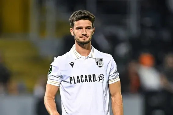 Tomás Händel a jogar pelo Vitória SC. Foto: Getty Images