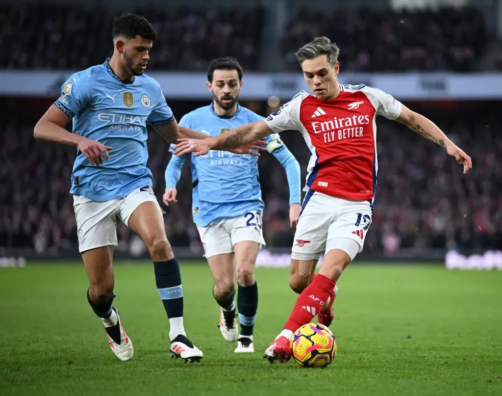 Matheus Nunes e Bernardo Silva juntos em campo com a camisola do City. Foto: Justin Setterfield/Getty Images.