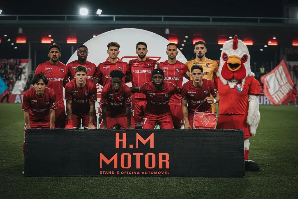O 11 inicial dos galos para esta partida. Foto: Gil Vicente.