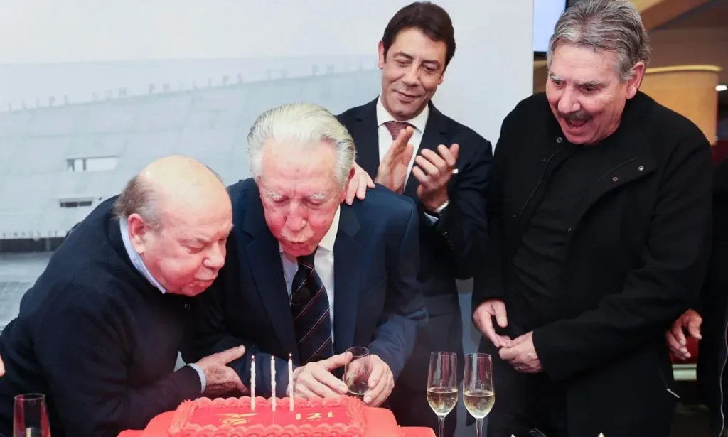 Na imagem, António Simões, José Augusto, Rui Costa e Toni, por ordem. Foto: SL Benfica.