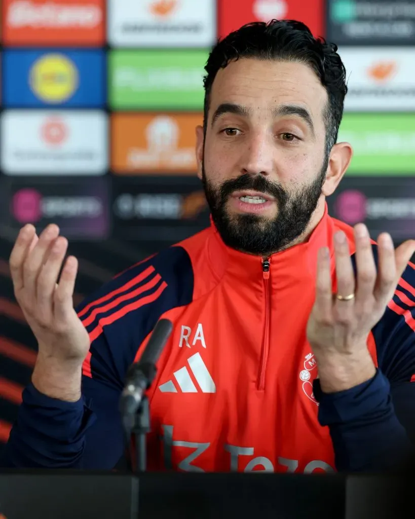 Ruben Amorim em conferência à imprensa. Foto: Getty Images