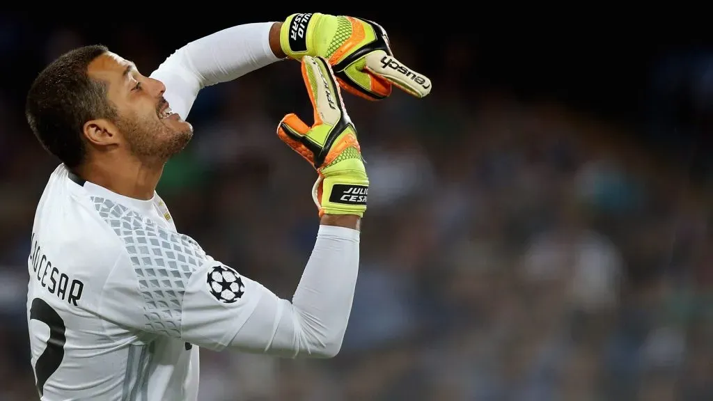 Júlio César não esquece a passagem pelo Benfica. Foto: Getty Images.