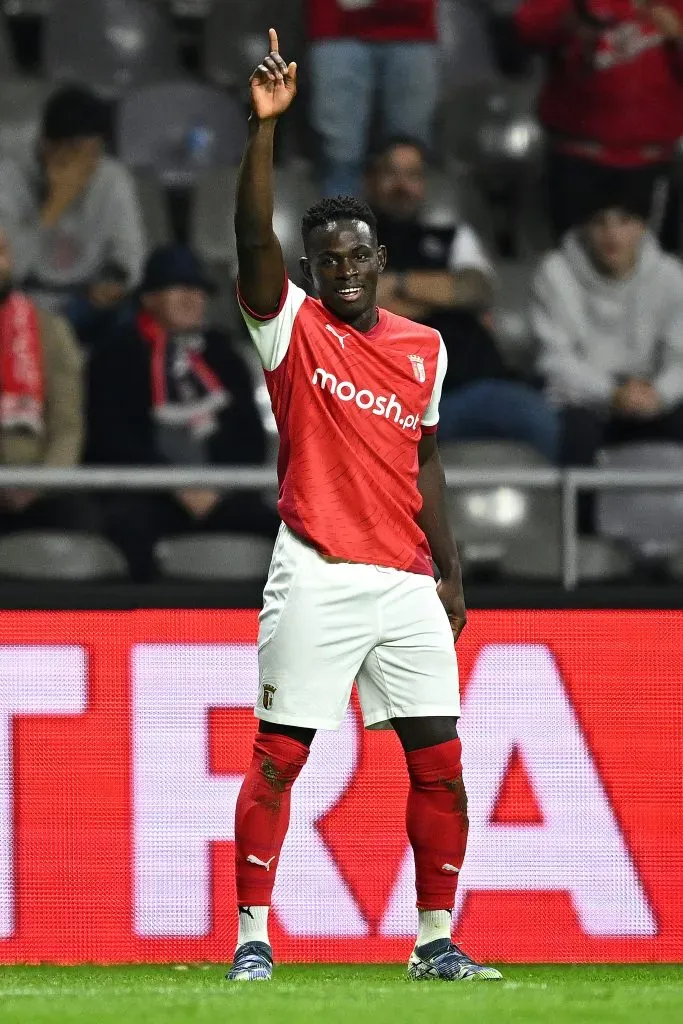 Roger Fernandes a comemorar um golo com a camisola do Braga. Foto: Octavio Passos/Getty Images.