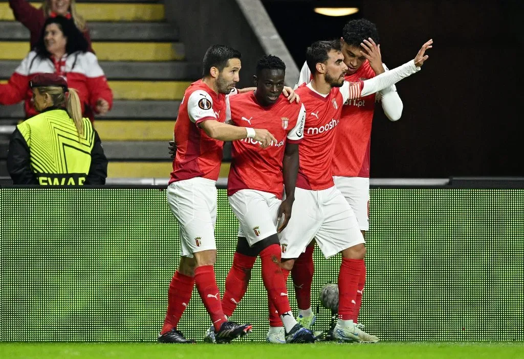 Roger Fernandes com os companheiros no Braga. Foto: Getty Images