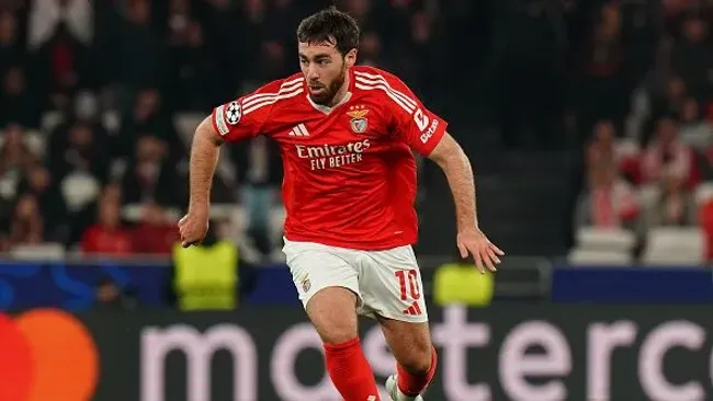 Orkun Kokçu deverá jogar no duelo entre Benfica x Braga. Foto: Getty Images