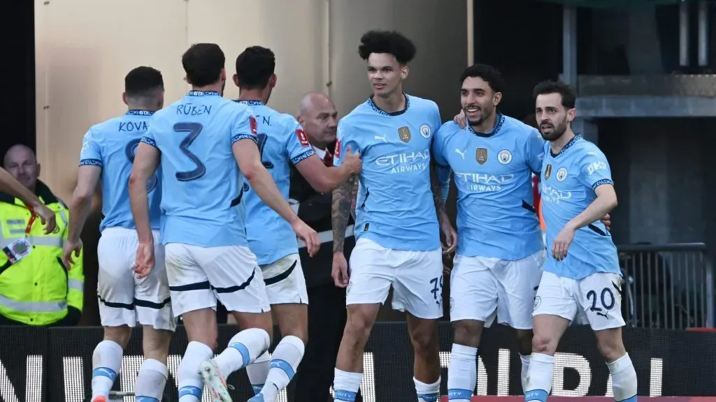 Manchester City vence Bournemouth
