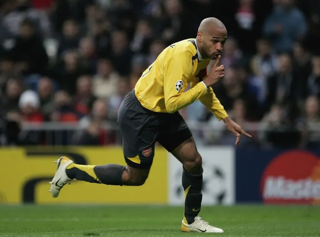 Henry celebra golo do Arsental contra o Real Madrid, em 2006. Foto: Richard Heathcote/Getty Images.