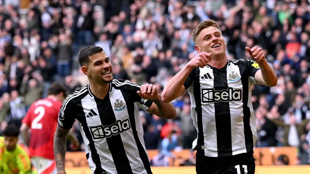 Newcastle vence Manchester United
