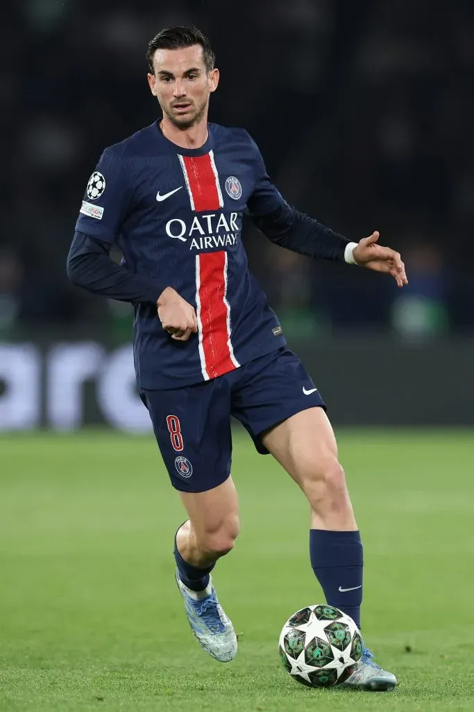 Fabián Ruiz destacado antes do Aston Villa x PSG. Foto: Getty Images