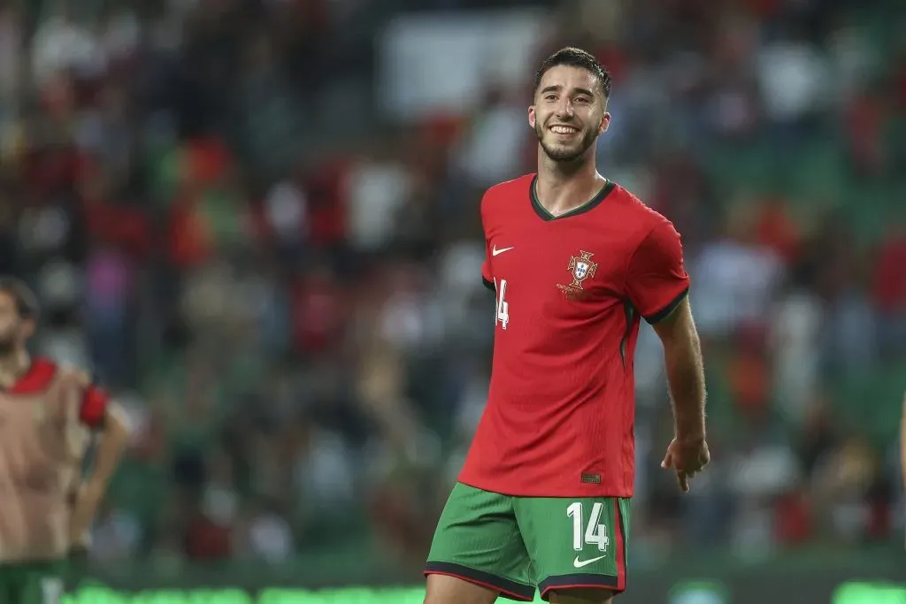 Gonçao Inácio a serviço da seleção de Portugal, em 2024. Foto: Carlos Rodrigues/Getty Images.