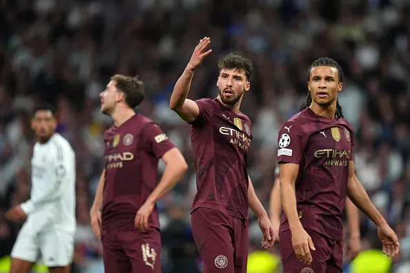 Rúben Dias em ação pelo Manchester City na Champions League. Foto: Getty Images