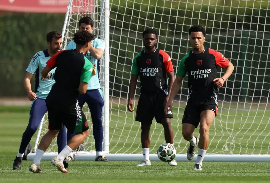 Arsenal defronta PSG. Foto: Getty Images