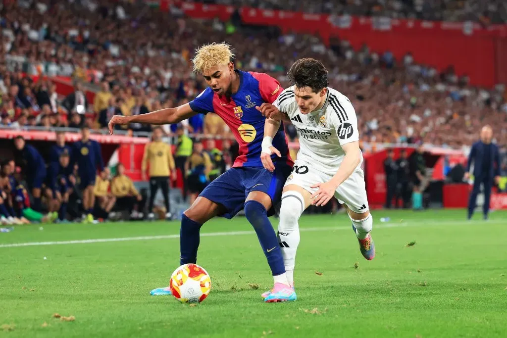 Yamal em ação na final da Taça do Rei, contra o Real Madrid. Foto: Fran Santiago/Getty Images.