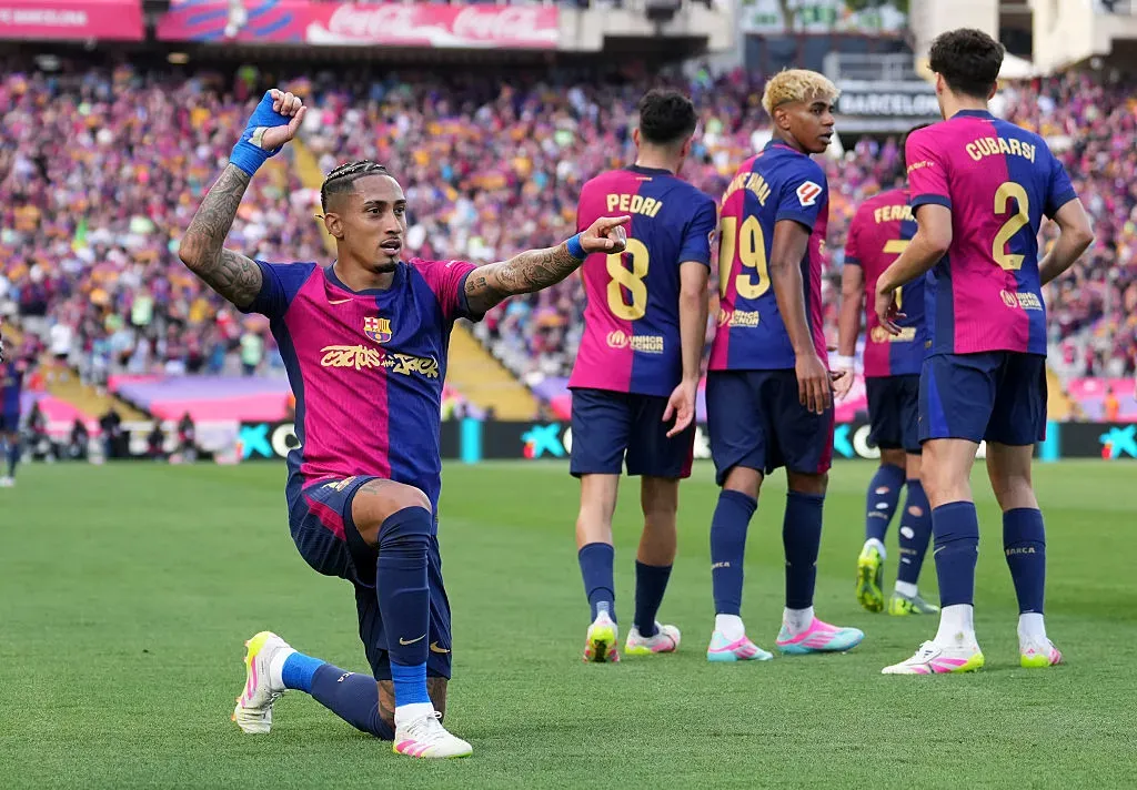 Raphinha bisou contra o Real Madrid na vitória em La Liga. Foto: Getty Images