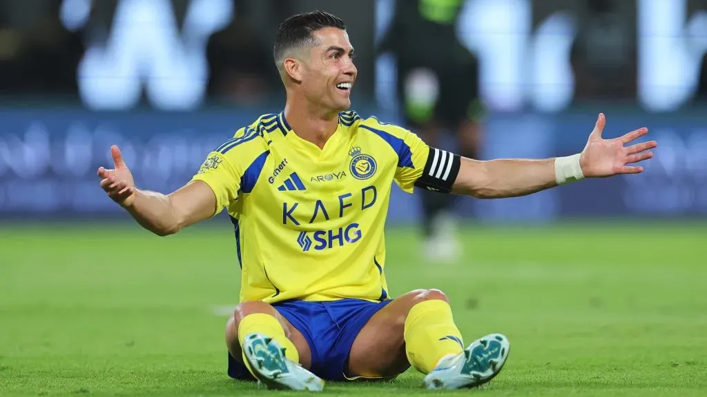 Cristiano Ronaldo ganhou €225 milhões no último ano só em salários do Al-Nassr. Foto: Abdullah Ahmed/Getty Images