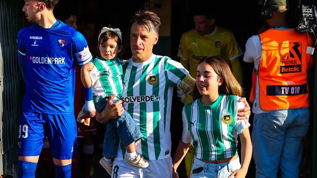 Vítor Gomes, médio do Rio Ave, disse adeus aos relvados no derradeiro jogo da Liga 24/25. Foto: Conta oficial no X da Liga Portugal