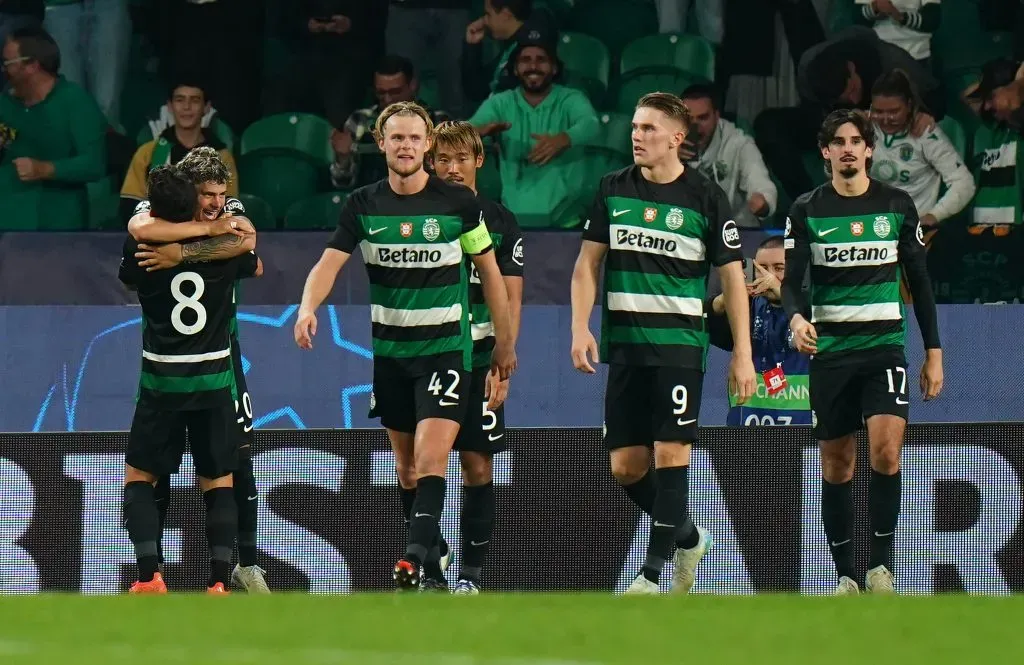 Pote com os seus colegas de equipa no Sporting. Foto: Getty Images