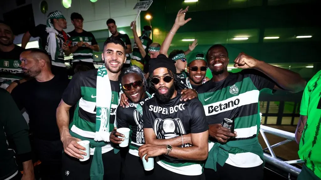 Os festejos dos jogadores, após a conquista do bicampeonato. Foto: Sporting CP.