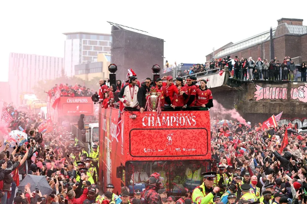 Liverpool celebrava a conquista da Premier League. Foto: Getty Images