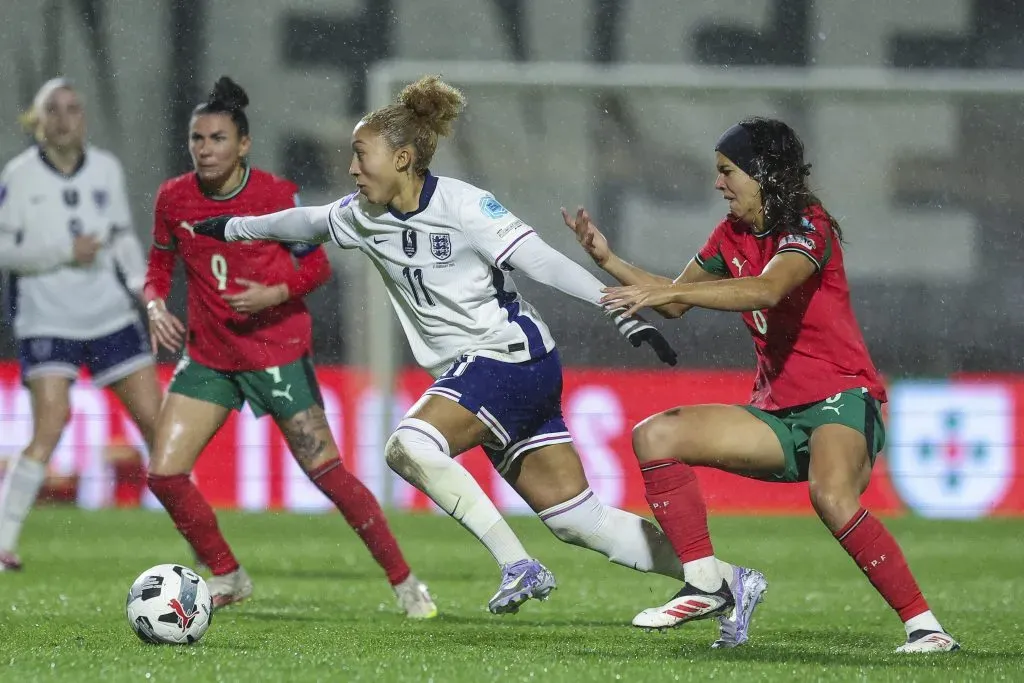 As navegadoras empataram 1-1 contra a Inglaterra, campeã da Europa e vice-campeã mundial, no jogo em Portugal. Foto: Carlos Rodrigues/Getty Images.