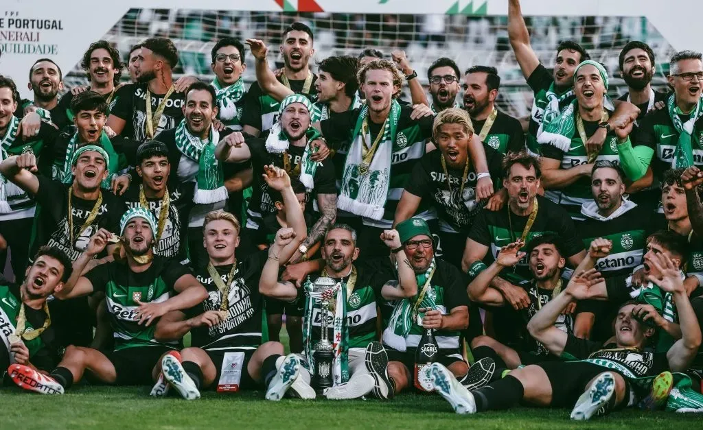 Os leões, além de bicampeões nacionais, conseguiram a dobradinha. Foto: Sporting CP.