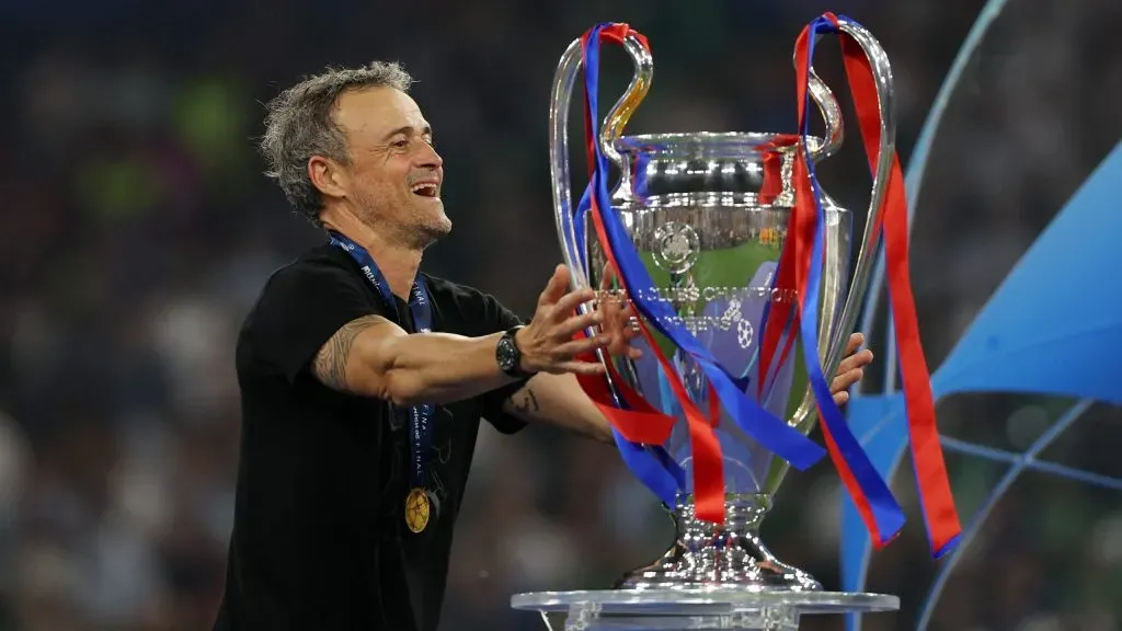 Luis Enrique feliz com triunfo do PSG. Foto: Carl Recine/Getty Images