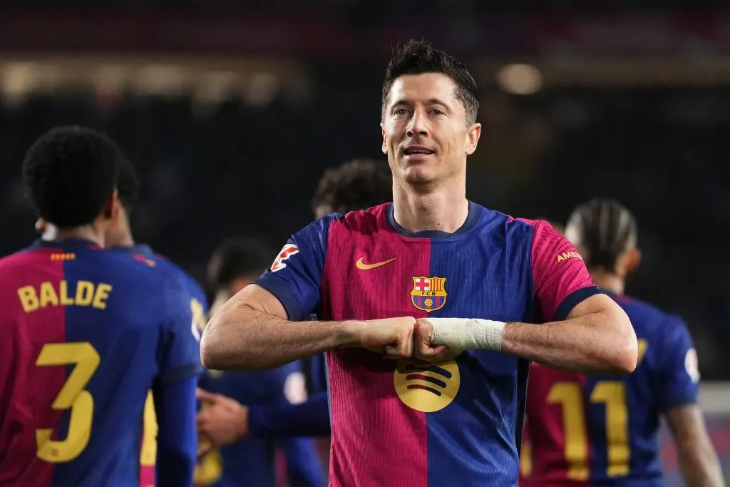 Lewandowski, avançado do Barcelona. Foto: Alex Caparros/Getty Images.