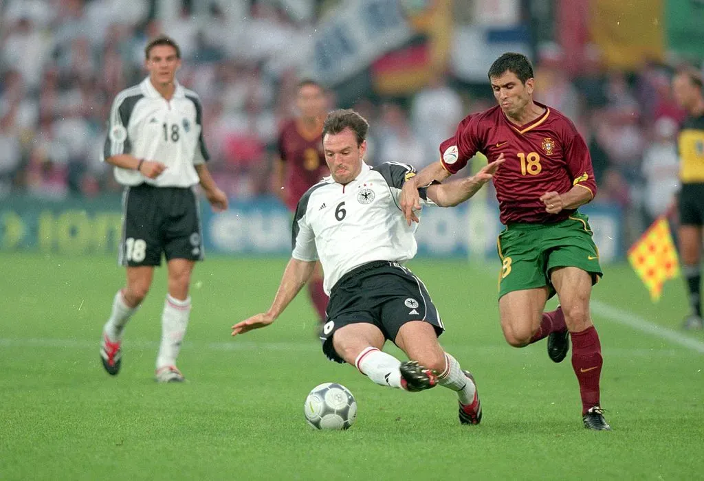 Pauleta em ação contra a Alemanha no Euro 2000. Foto: Getty Images