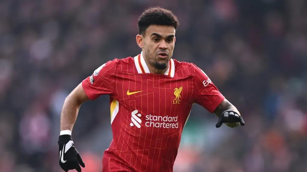 Deco confirmou que o Barcelona segue Luis Díaz. Foto: Stu Forster/Getty Images