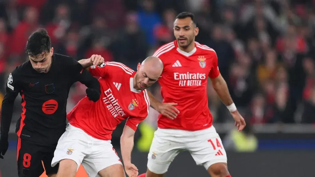 Fredrik Aursnes e Vangelis Pavlidis (à direita) integram o onze da Liga Portugal. Foto: David Ramos/Getty Images