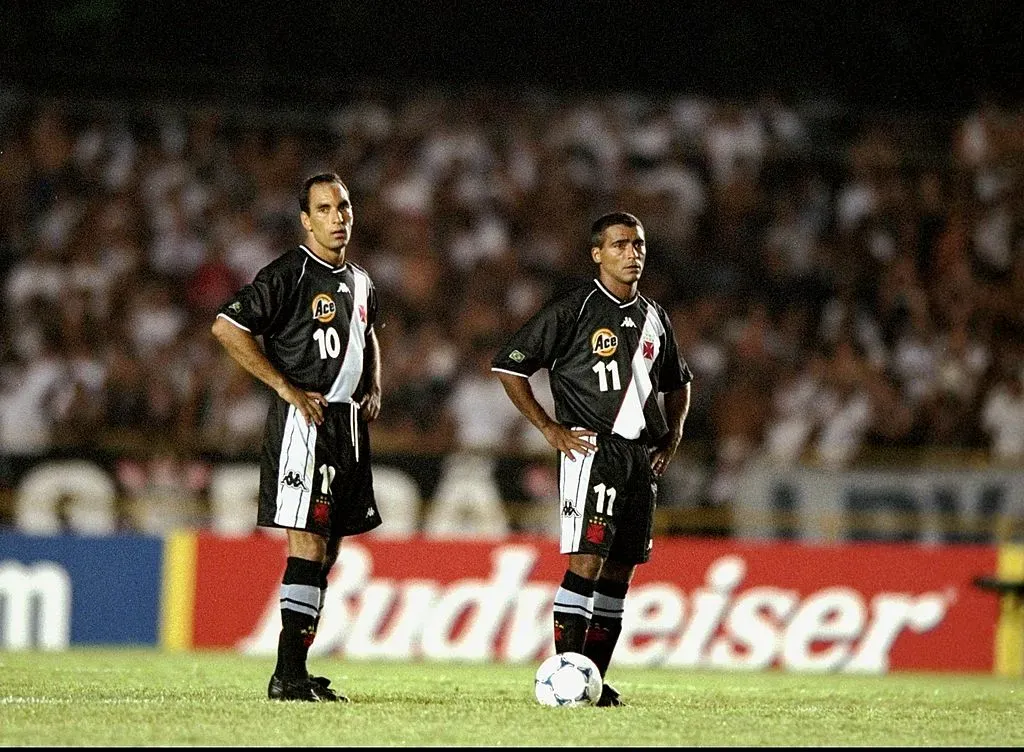 Edmundo (#10) e Romário (#11), duas estrelas do Vasco da Gama. Créditos: Shaun Botterill/Allsport
