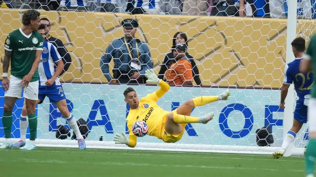 Cláudio Ramos brilhou em Palmeiras x FC Porto. Foto: FC Porto