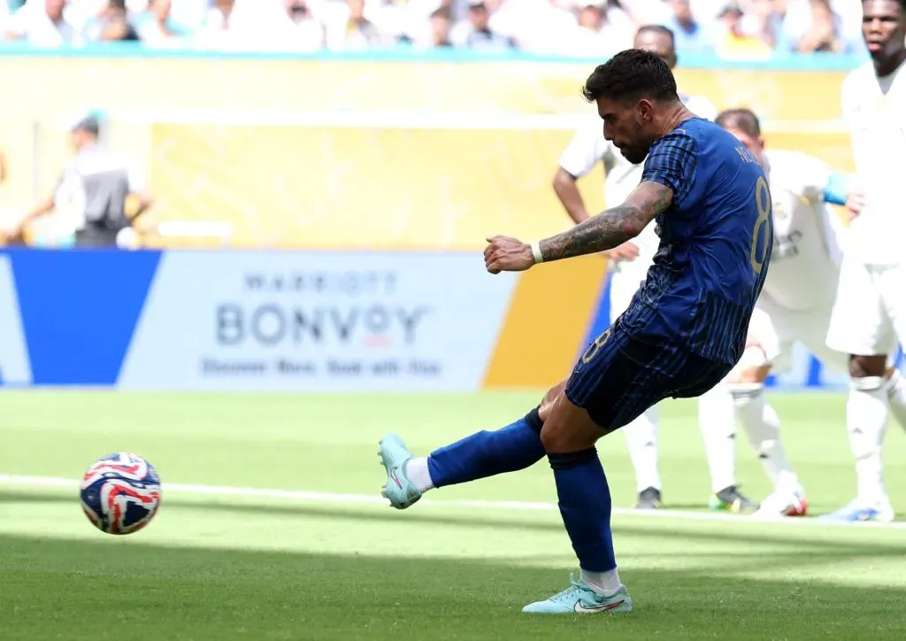 Rúben Neves marcou, de penálti, o golo do Al-Hilal. Foto: Dan Mullan/Getty Images