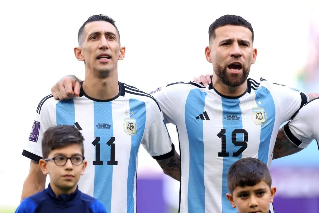 Di María e Otamendi, campeões do mundo argentinos e figuras importantes no atual plantel benfiquista. Foto: Richard Heathcote/Getty Images.