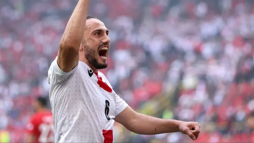 Giorgi Kochorashvili ruma ao Sporting. Foto: Getty Images