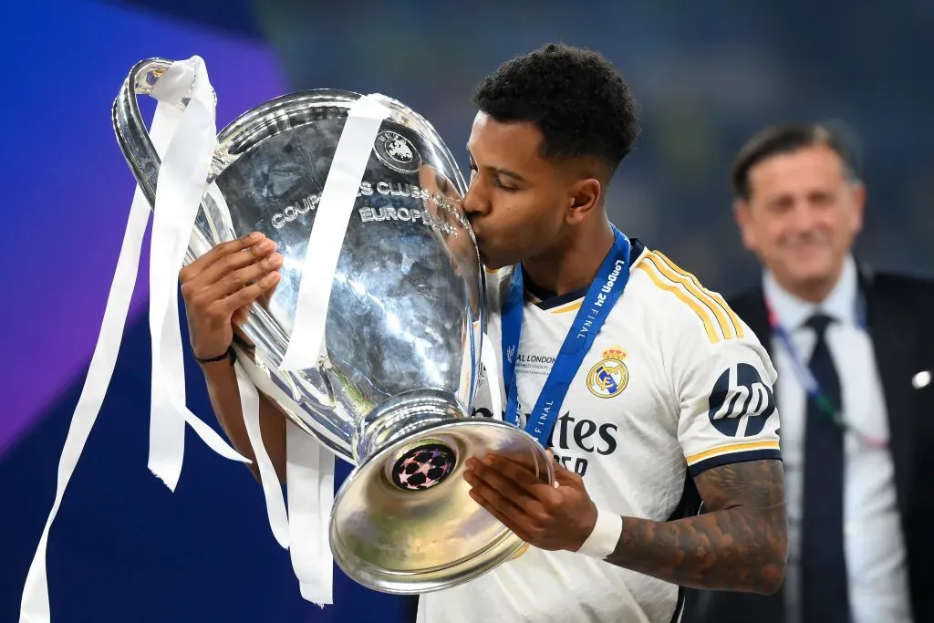 Rodrygo celebra conquista da Champions League, em 2024. Foto: Justin Setterfield/Getty Images.