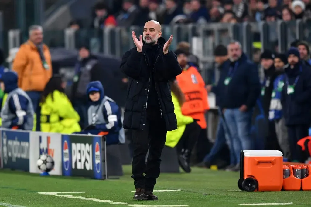 Guardiola, treinador do City. Foto: Valerio Pennicino/Getty Images.
