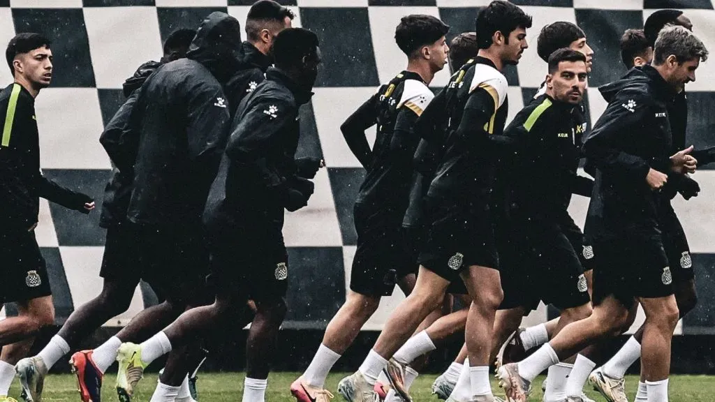 O Boavista, histórico clube português, volta a sofrer uma dura descida pela via administrativa. Foto: Boavista FC