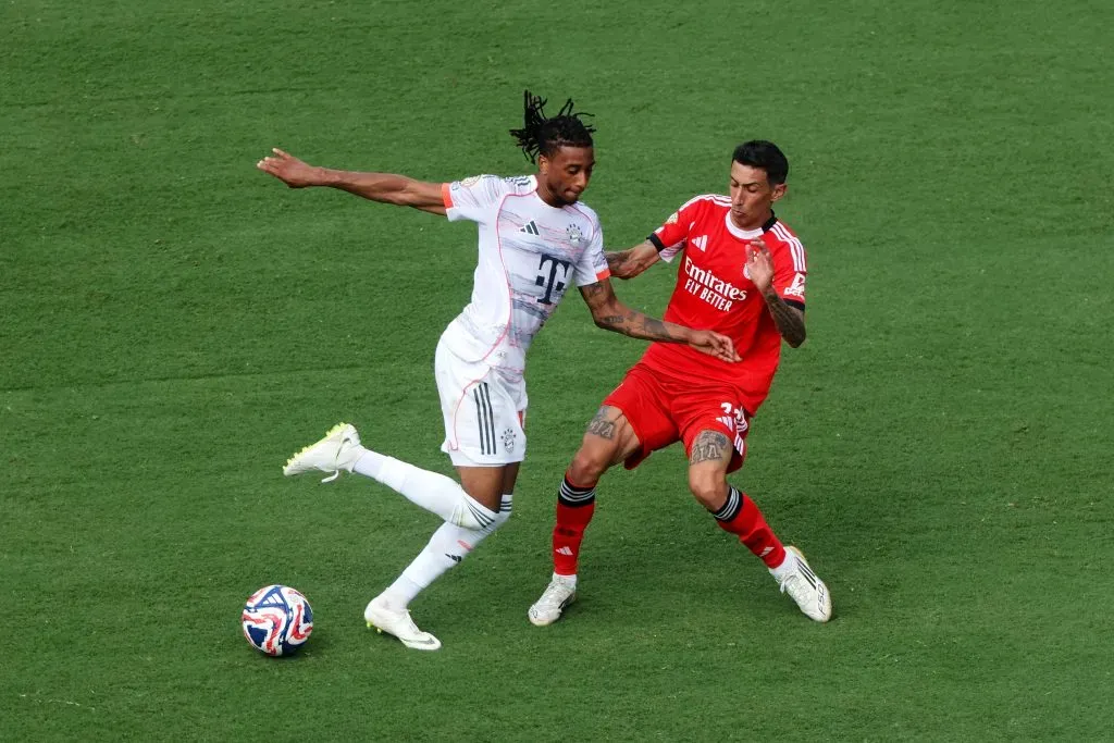 Olise e Di María têm sido dois dos protagonistas deste Mundial, até agora. Foto: Michael Reaves/Getty Images.