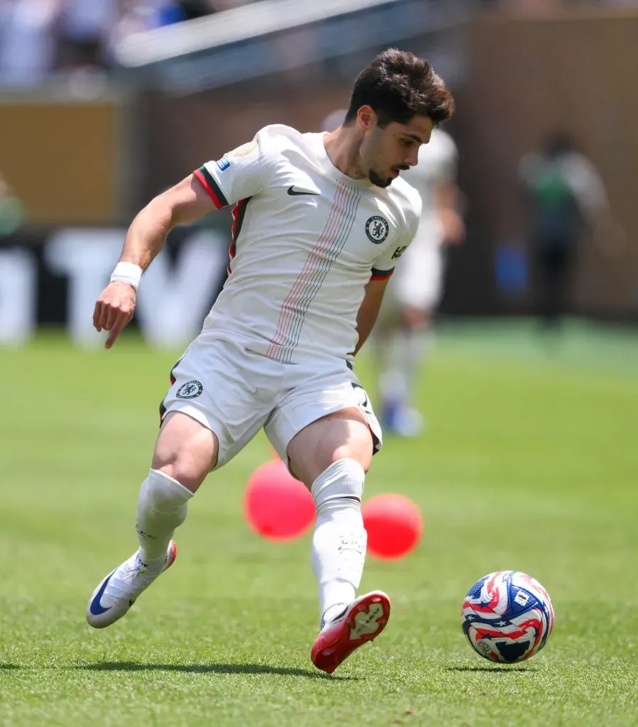Pedro Neto tem sido dos melhores jogadores desta prova, até agora. Foto: David Ramos/Getty Images.