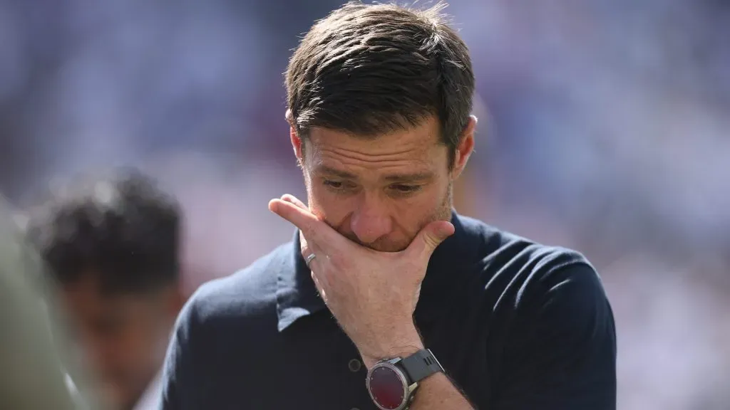 O técnico do Real Madrid, Xabi Alonso, após derrota para o PSG. Foto: Getty Images