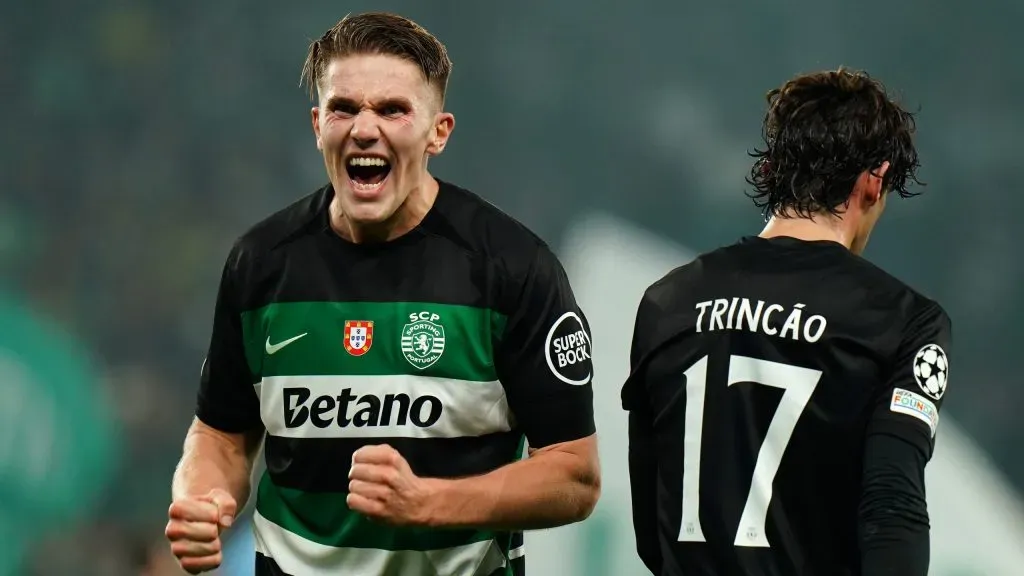 Viktor Gyokeres e Francisco Trincão completam, com Pavlidis, o onze da Liga Portugal. Foto: Gualter Fatia/Getty Images