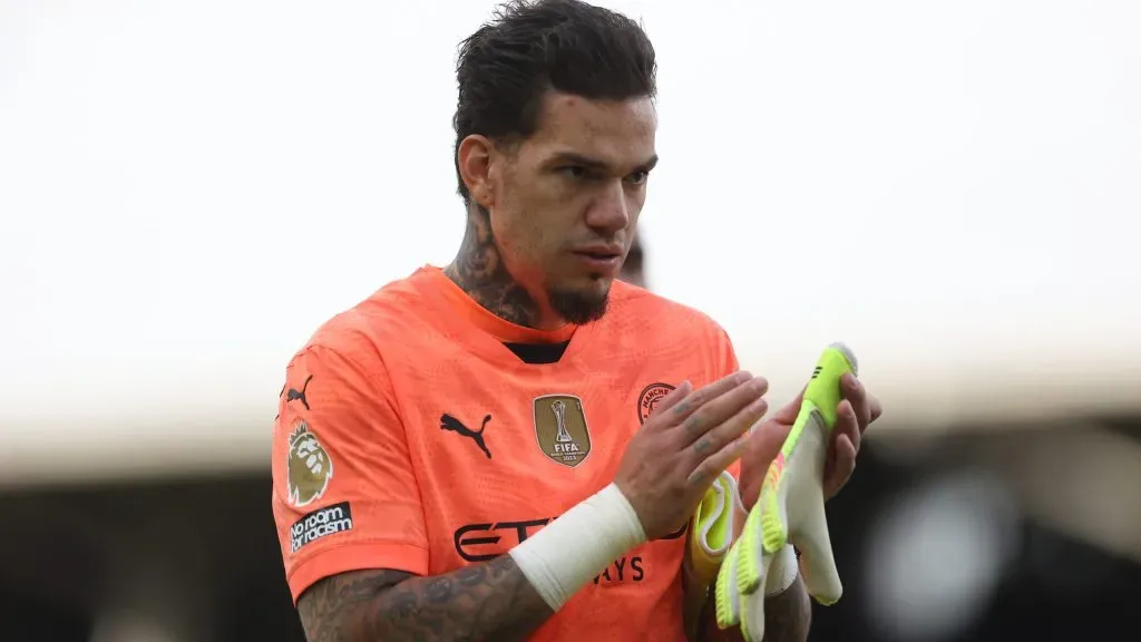 Ederson, guarda-redes que representa o Manchester City há oito temporadas, parece estar em final de ciclo com Pep Guardiola.