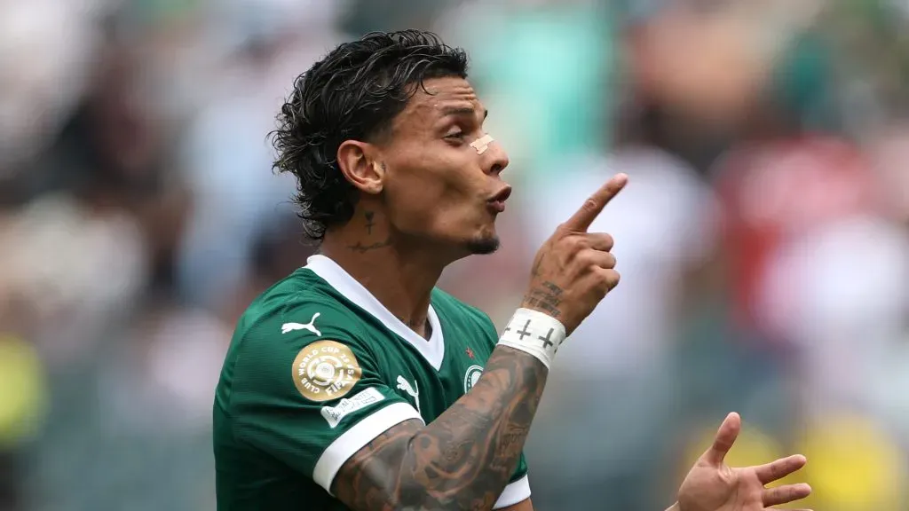 Richard Ríos prescindiu da sua percentagem do passe, na negociação do Palmeiras com o Benfica. Foto: Francois Nel/Getty Images